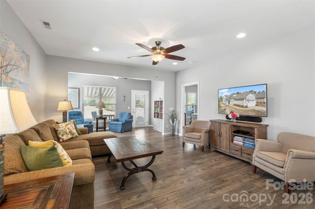 20237 Dovekie Lane, Fort Mill, SC 29707