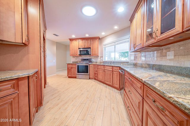 10709 W WHEATRIDGE Drive, Sun City, AZ 85373