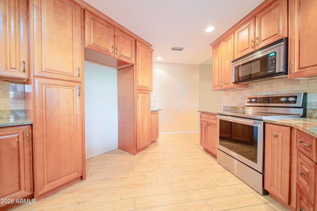 10709 W WHEATRIDGE Drive, Sun City, AZ 85373