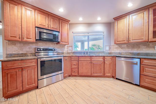 10709 W WHEATRIDGE Drive, Sun City, AZ 85373