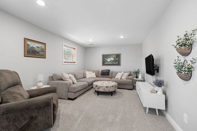 14735 Highland Avenue, Orland Park, IL 60462