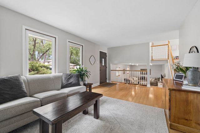 14735 Highland Avenue, Orland Park, IL 60462