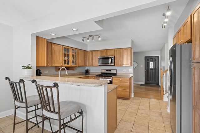 14735 Highland Avenue, Orland Park, IL 60462