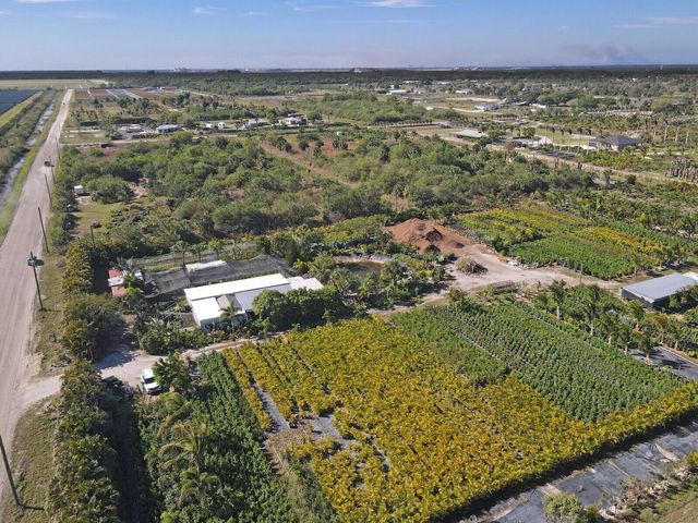 6747 Carol Street, Loxahatchee, FL 33470