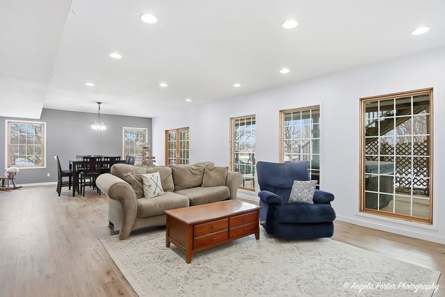 33817 N Fischer Drive, Ingleside, IL 60041