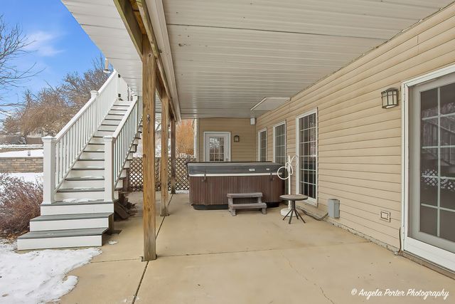 33817 N Fischer Drive, Ingleside, IL 60041