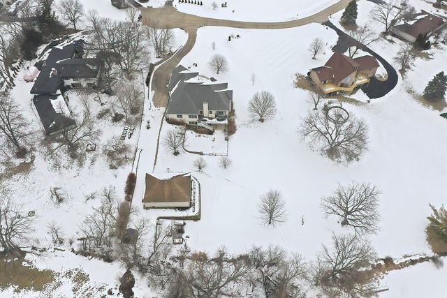 33817 N Fischer Drive, Ingleside, IL 60041