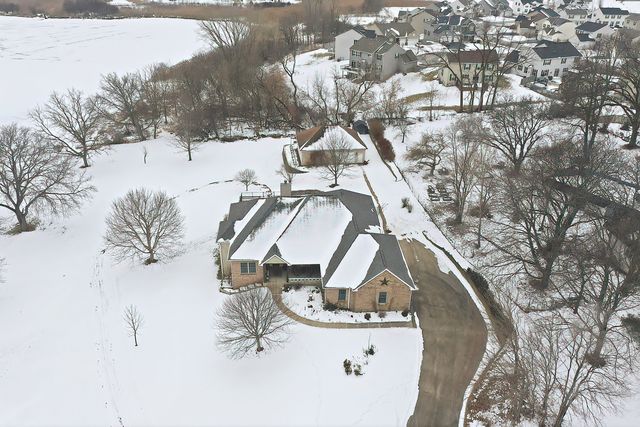 33817 N Fischer Drive, Ingleside, IL 60041