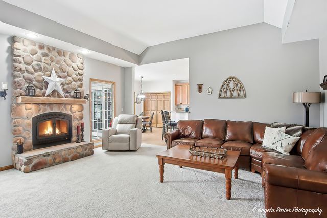 33817 N Fischer Drive, Ingleside, IL 60041