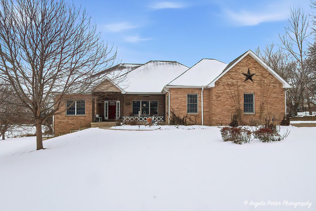 33817 N Fischer Drive, Ingleside, IL 60041