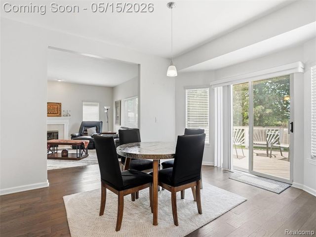 27283 Winterset Circle, Farmington Hills, MI 48334