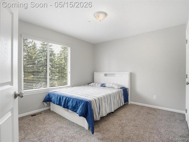 27283 Winterset Circle, Farmington Hills, MI 48334