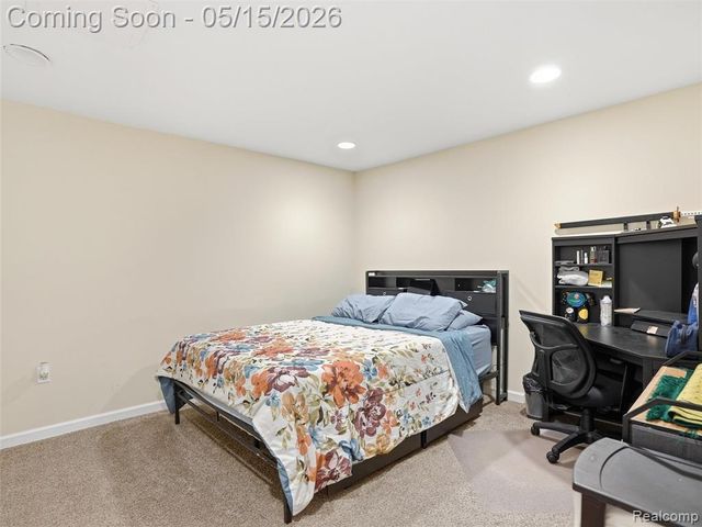 27283 Winterset Circle, Farmington Hills, MI 48334