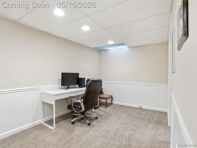 27283 Winterset Circle, Farmington Hills, MI 48334