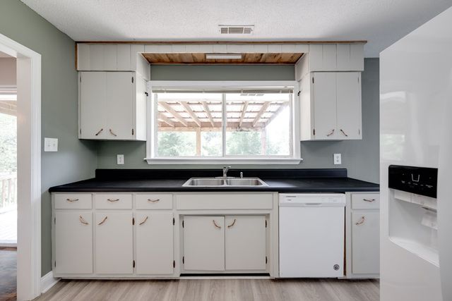 1113 Mount Vernon Road, Tunnel Hill, GA 30755