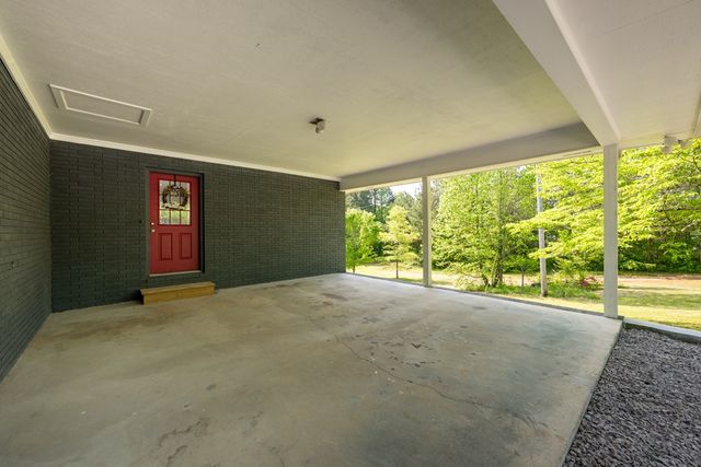 1113 Mount Vernon Road, Tunnel Hill, GA 30755