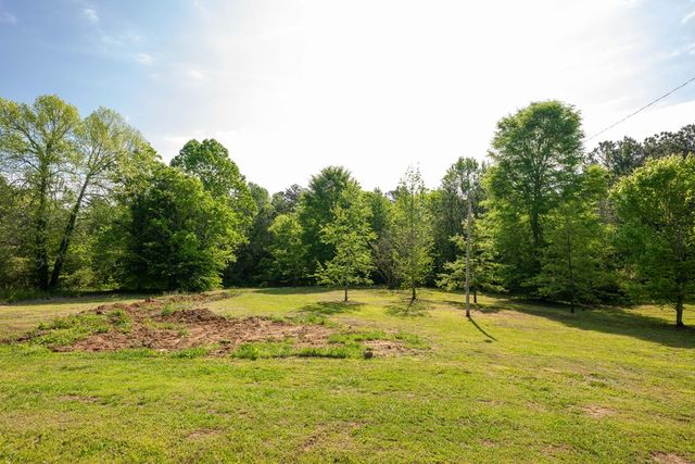 1113 Mount Vernon Road, Tunnel Hill, GA 30755