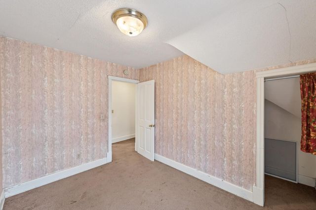 1045 Magnolia Avenue E, Saint Paul, MN 55106