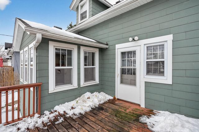 1045 Magnolia Avenue E, Saint Paul, MN 55106