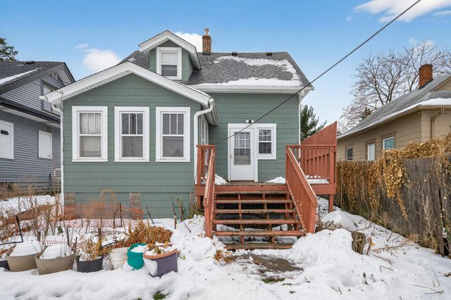 1045 Magnolia Avenue E, Saint Paul, MN 55106