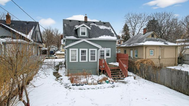 1045 Magnolia Avenue E, Saint Paul, MN 55106