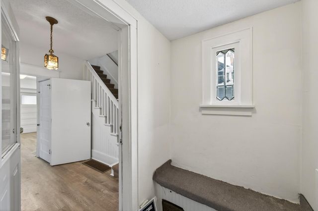 1045 Magnolia Avenue E, Saint Paul, MN 55106