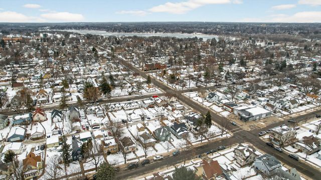 1045 Magnolia Avenue E, Saint Paul, MN 55106