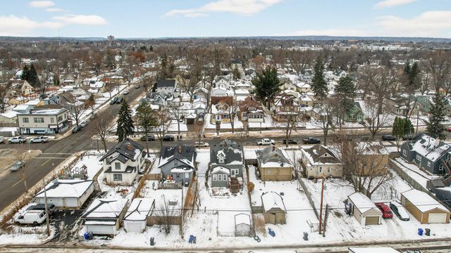 1045 Magnolia Avenue E, Saint Paul, MN 55106