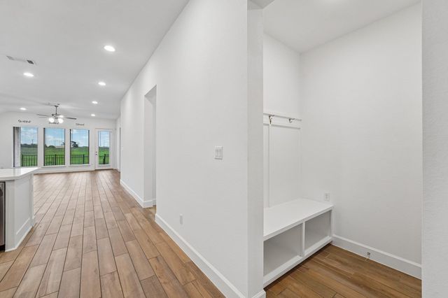 133 Plumbago LOOP, Bastrop, TX 78602