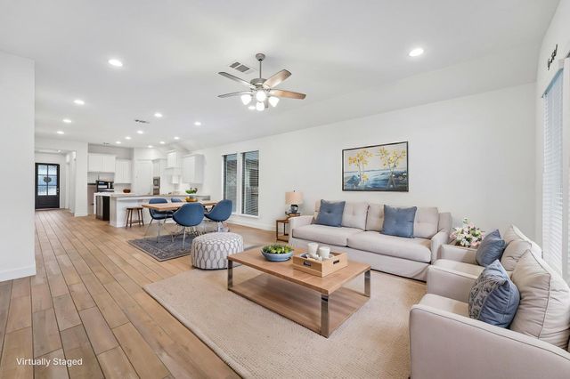 133 Plumbago LOOP, Bastrop, TX 78602