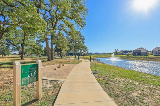 133 Plumbago LOOP, Bastrop, TX 78602