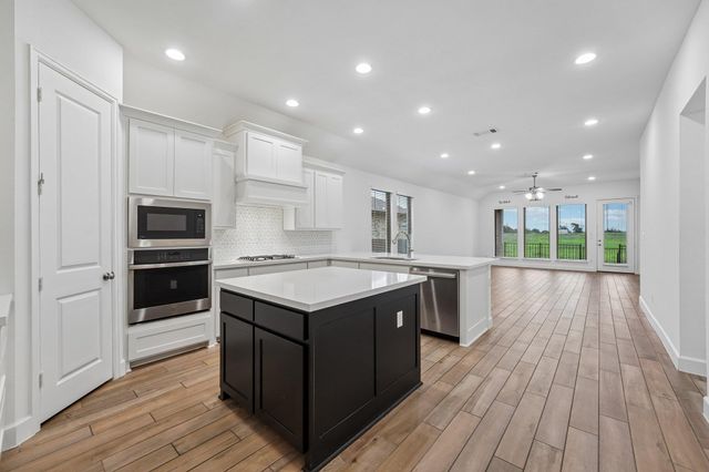 133 Plumbago LOOP, Bastrop, TX 78602
