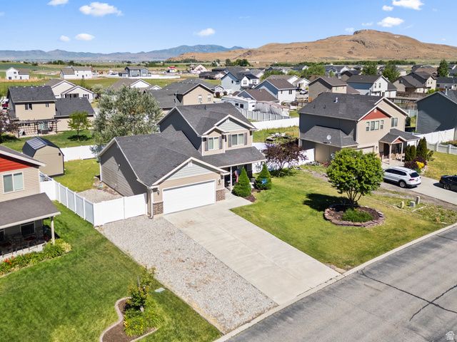 620 S LAKESIDE DR, Franklin, ID 83237