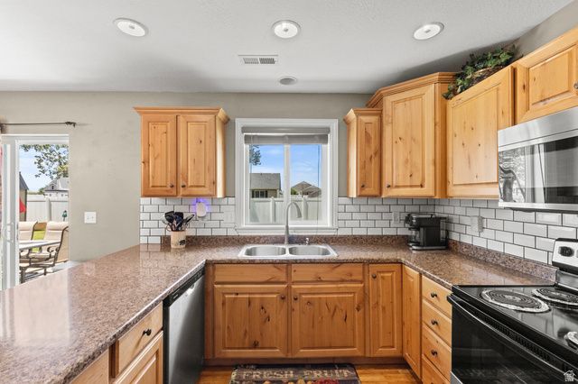 620 S LAKESIDE DR, Franklin, ID 83237
