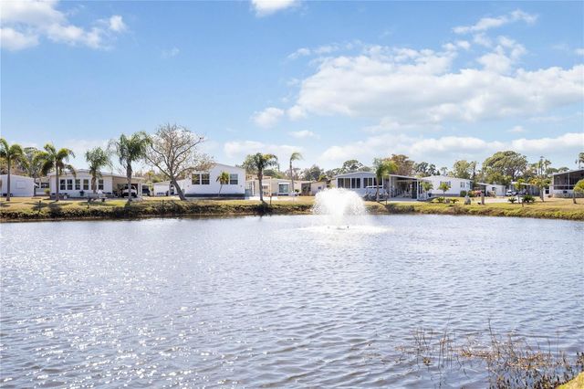 2 S BOTANY BAY CIRCLE, Englewood, FL 34223
