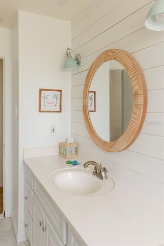 2445 CONSTITUTION BOULEVARD, Sarasota, FL 34231