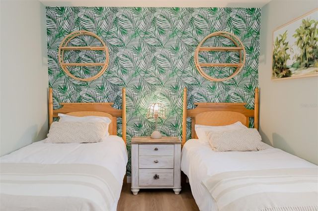 2445 CONSTITUTION BOULEVARD, Sarasota, FL 34231