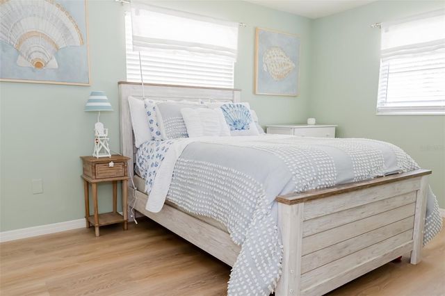 2445 CONSTITUTION BOULEVARD, Sarasota, FL 34231