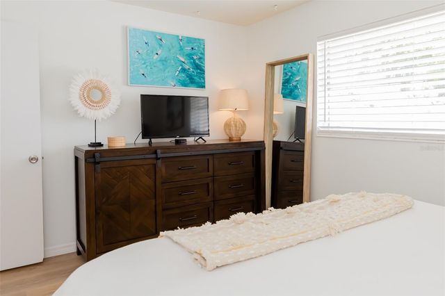 2445 CONSTITUTION BOULEVARD, Sarasota, FL 34231