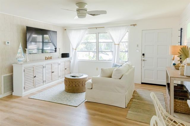 2445 CONSTITUTION BOULEVARD, Sarasota, FL 34231