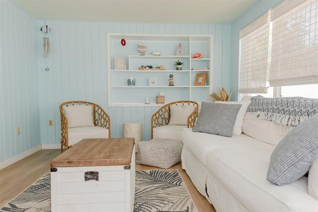 2445 CONSTITUTION BOULEVARD, Sarasota, FL 34231