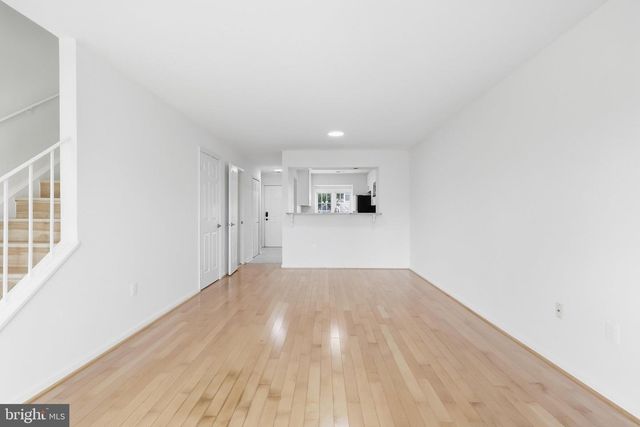 3858 9TH RD S, Arlington, VA 22204