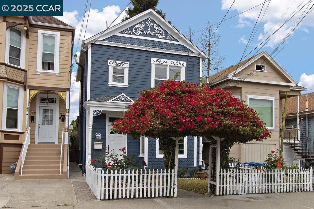 1613 Stanton St, Alameda, CA 94501