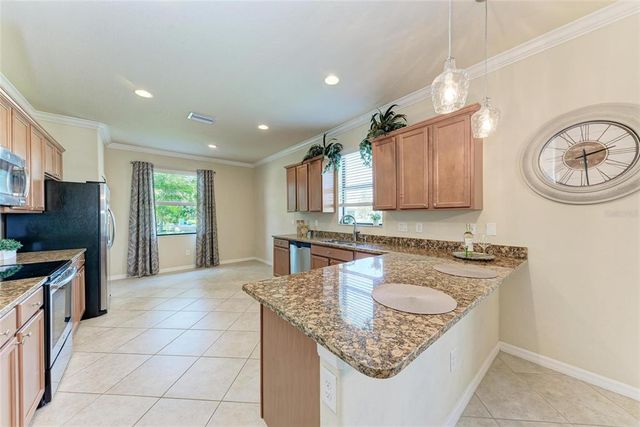135 SWEET TREE STREET, Bradenton, FL 34212