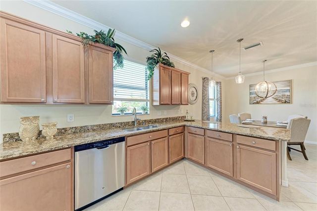 135 SWEET TREE STREET, Bradenton, FL 34212