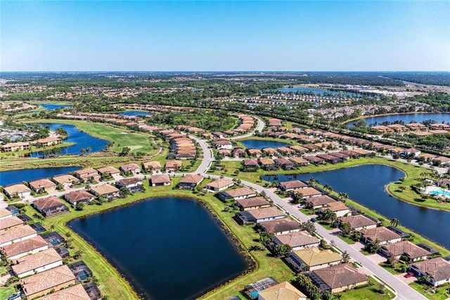 135 SWEET TREE STREET, Bradenton, FL 34212