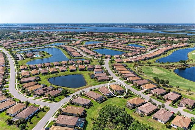 135 SWEET TREE STREET, Bradenton, FL 34212