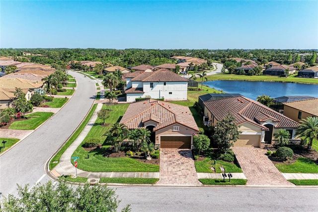 135 SWEET TREE STREET, Bradenton, FL 34212