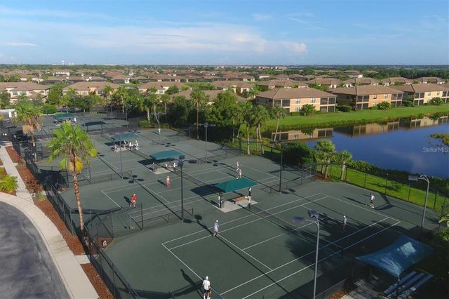 135 SWEET TREE STREET, Bradenton, FL 34212
