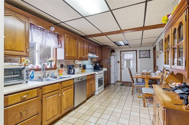 4 Grant St, Carroll Twp, PA 15063